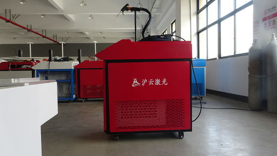 Handgeführte Schweißmaschine mit Faserlaser 1000W 1500W 2000W 3000W für Lebensmittel- und Getränkegeschäfte