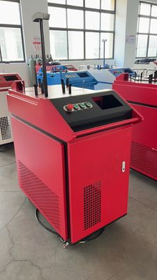 Wassergekühlte Handlaserschweißmaschine 1000W 1500W 2000W 3000W für Schneiddicke 1-6mm