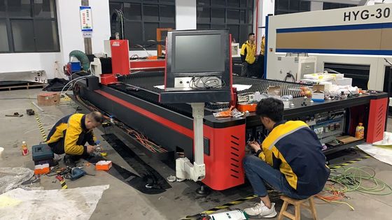 25 m/min Schneidgeschwindigkeit Metallrohr-Faser-Schneidmaschine mit Raytools Laserkopf