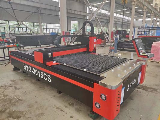 Metallverwendbare 3015 CNC-Faser-Aluminium-Schneidemaschine mit 5000 KG Gewicht